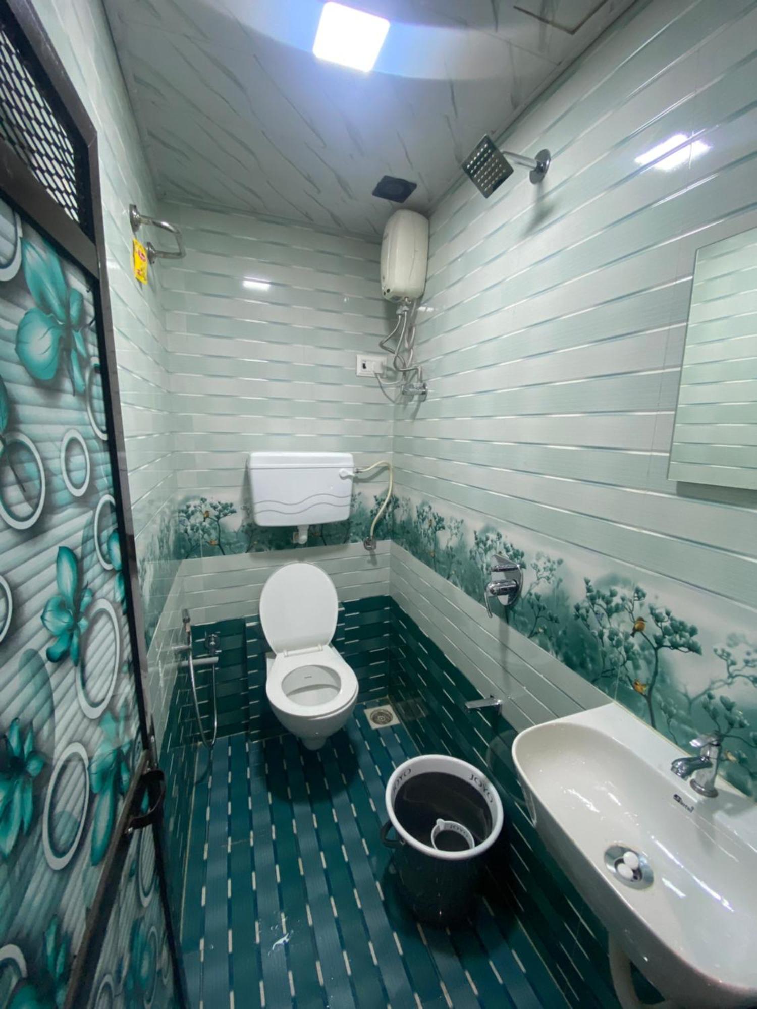Hotel O Sai Residency ムンバイ エクステリア 写真